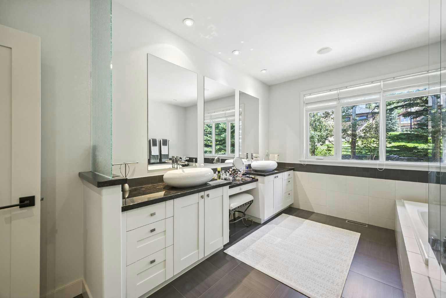 16 Spring Valley Lane SW, Calgary, AB, T3H 4V2 - 37