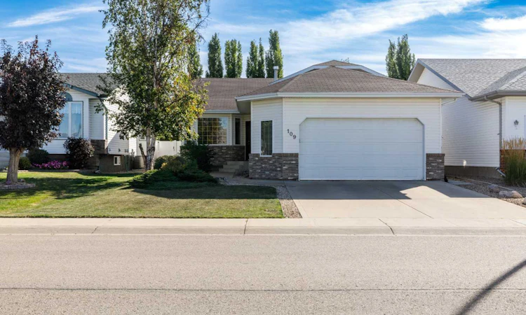 109 Doran Crescent