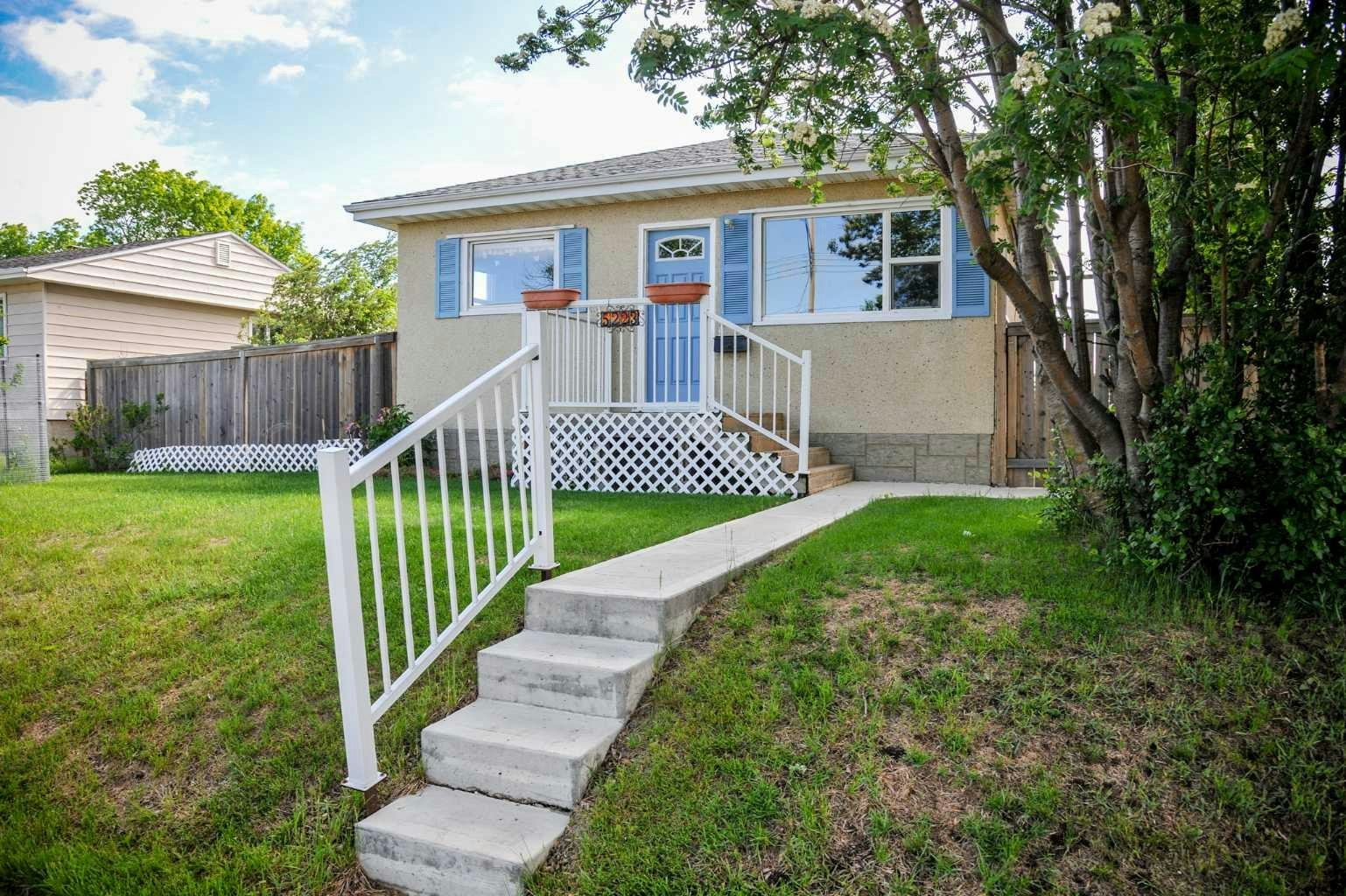 5223 46 Street, Camrose, AB, T4V 1H4