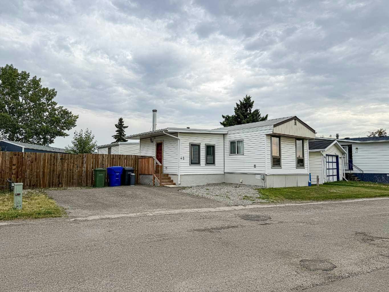 42-5800 46 Street, Olds, AB, T4H 1G8