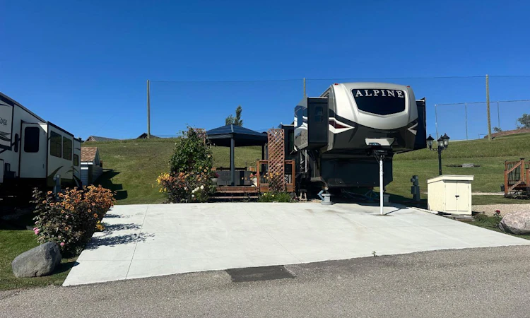 6098-25054 South Pine Lake Rd.