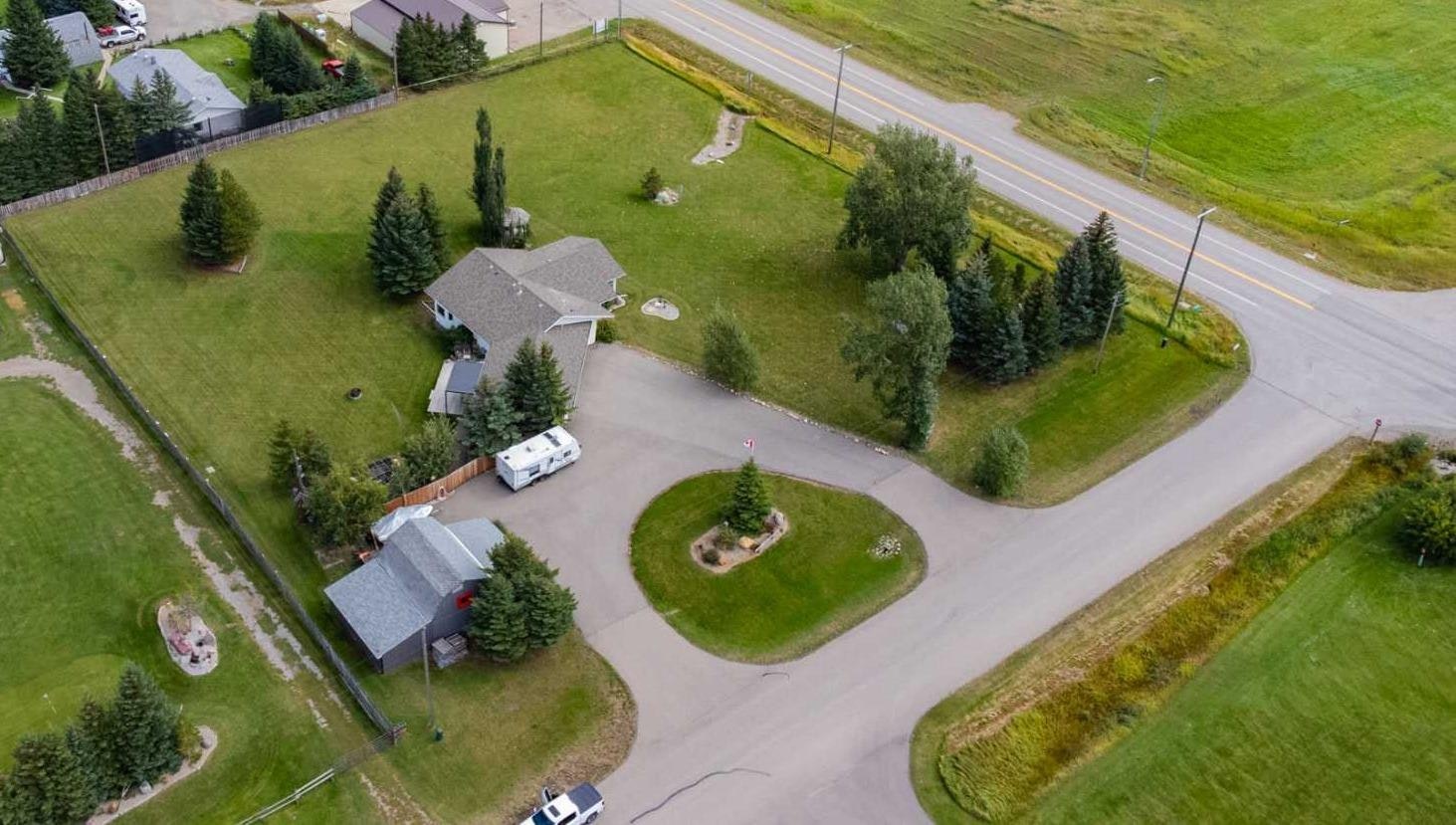 15 Gold Avenue N, Cardston, AB, T0K 1N0