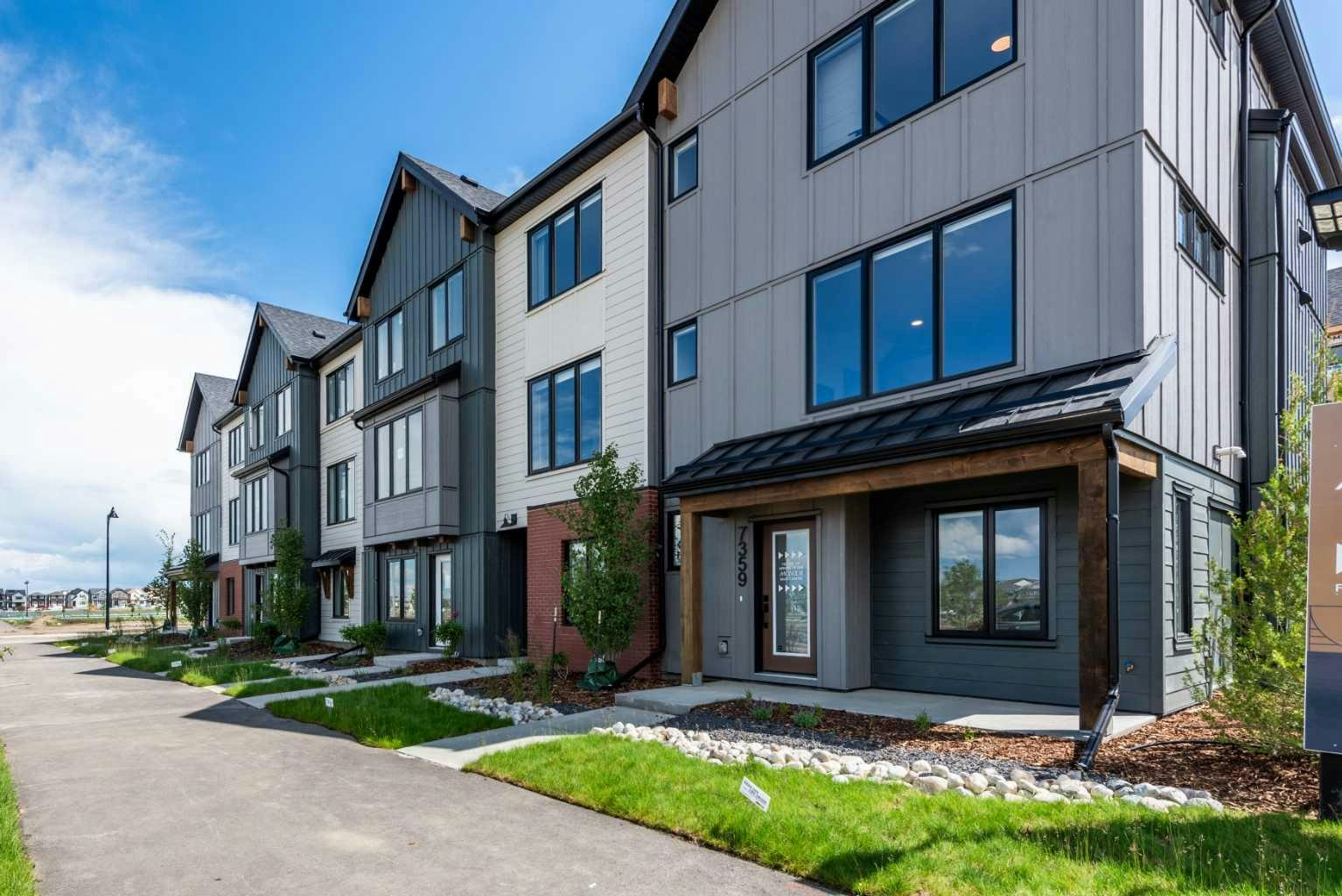 51 Mercado Lane, Calgary, AB, T3M 4P9