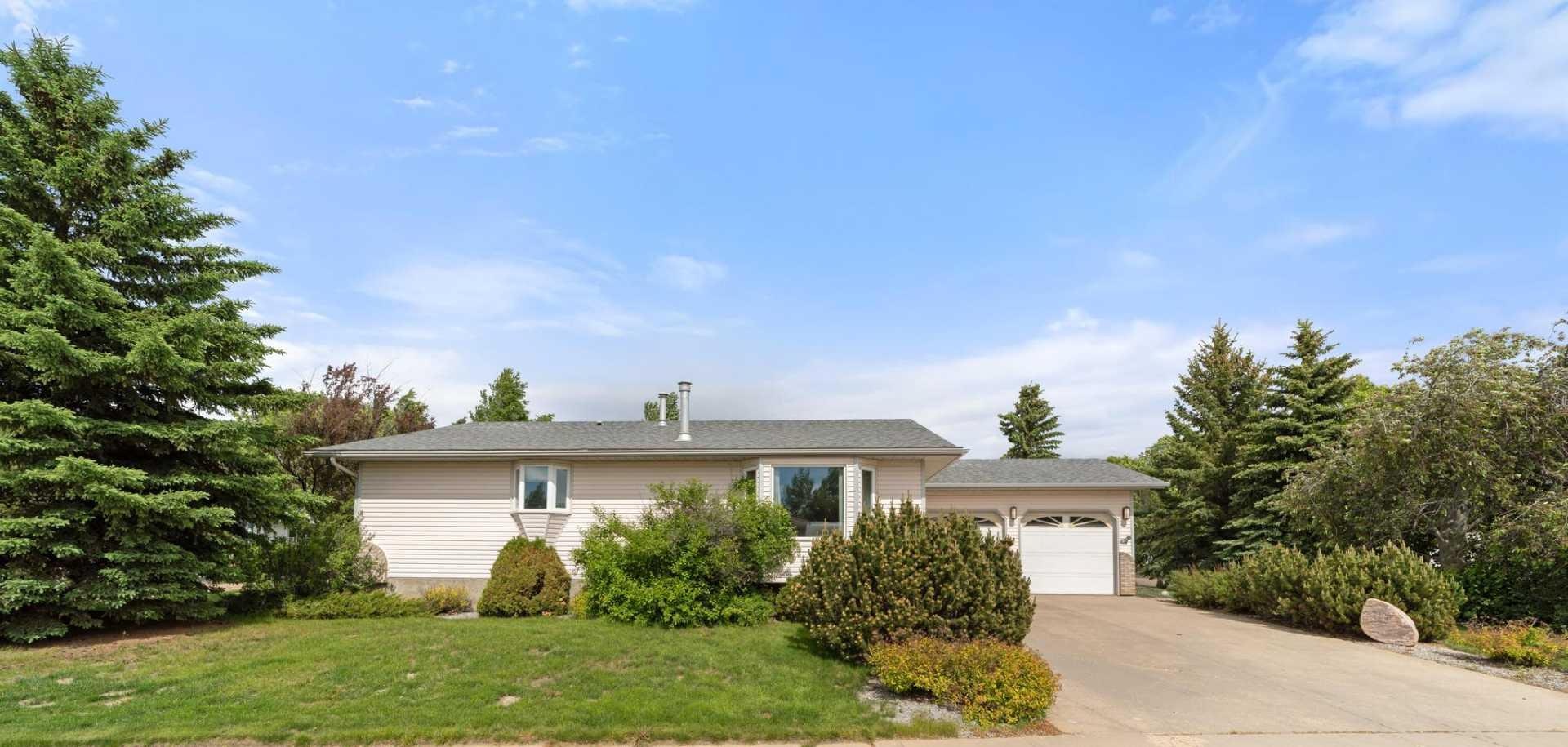 5403 64 Street, Camrose, AB, T4V 4L7