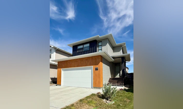 1219 Pacific Circle W