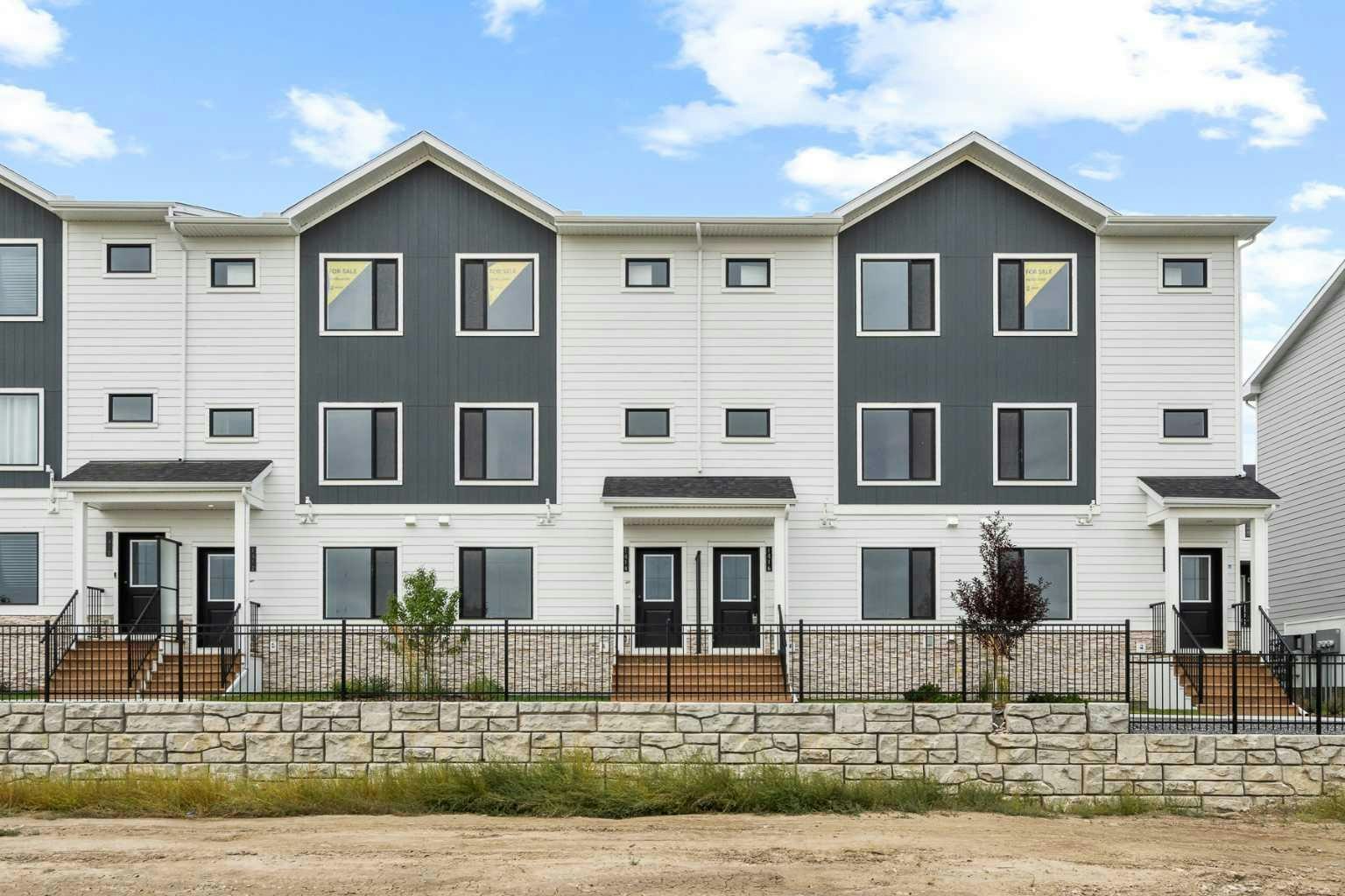 1414-25 Wildwoods Court SW, Airdrie, AB, T4B 5V8