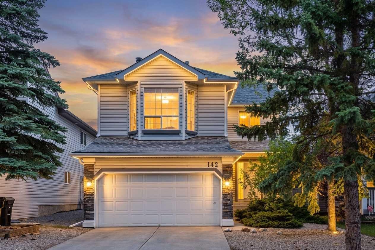 142 Somerset Park SW, Calgary, AB, T2Y 3H5