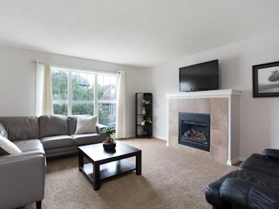 163 Cranford Crescent SE - 3