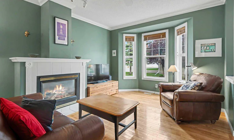 46 Prestwick Gardens SE