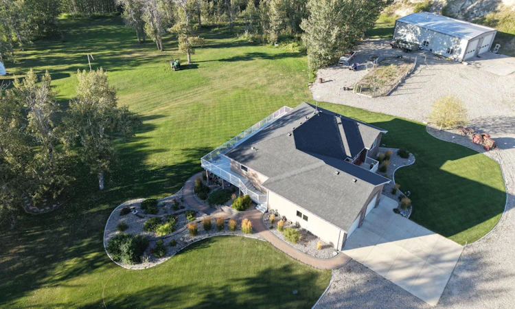 22070 Range Road 270