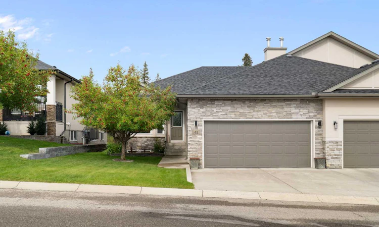 41 Sheep River View