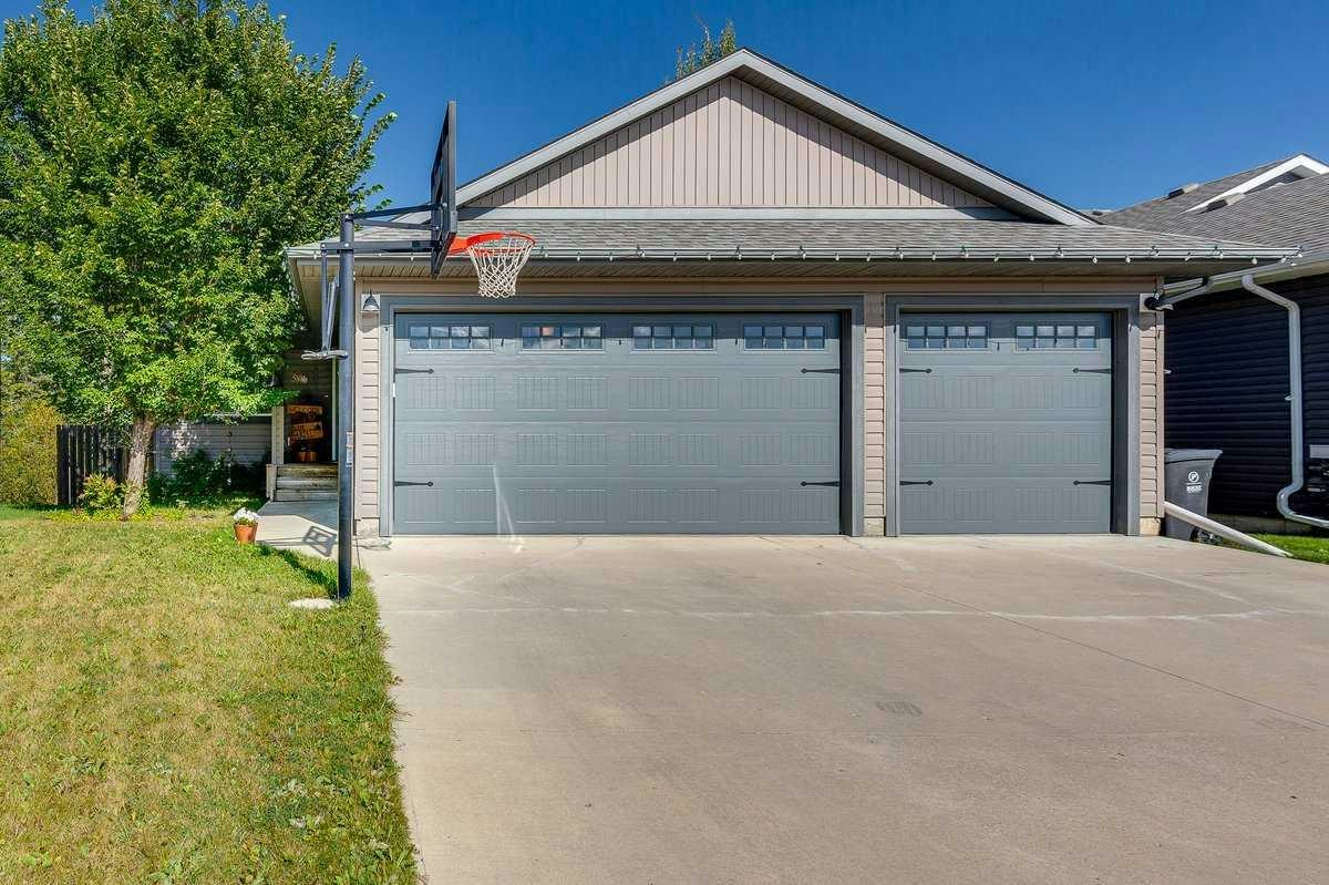 5806 45 Avenue Close, Rocky Mountain House, AB, T4T 0B5