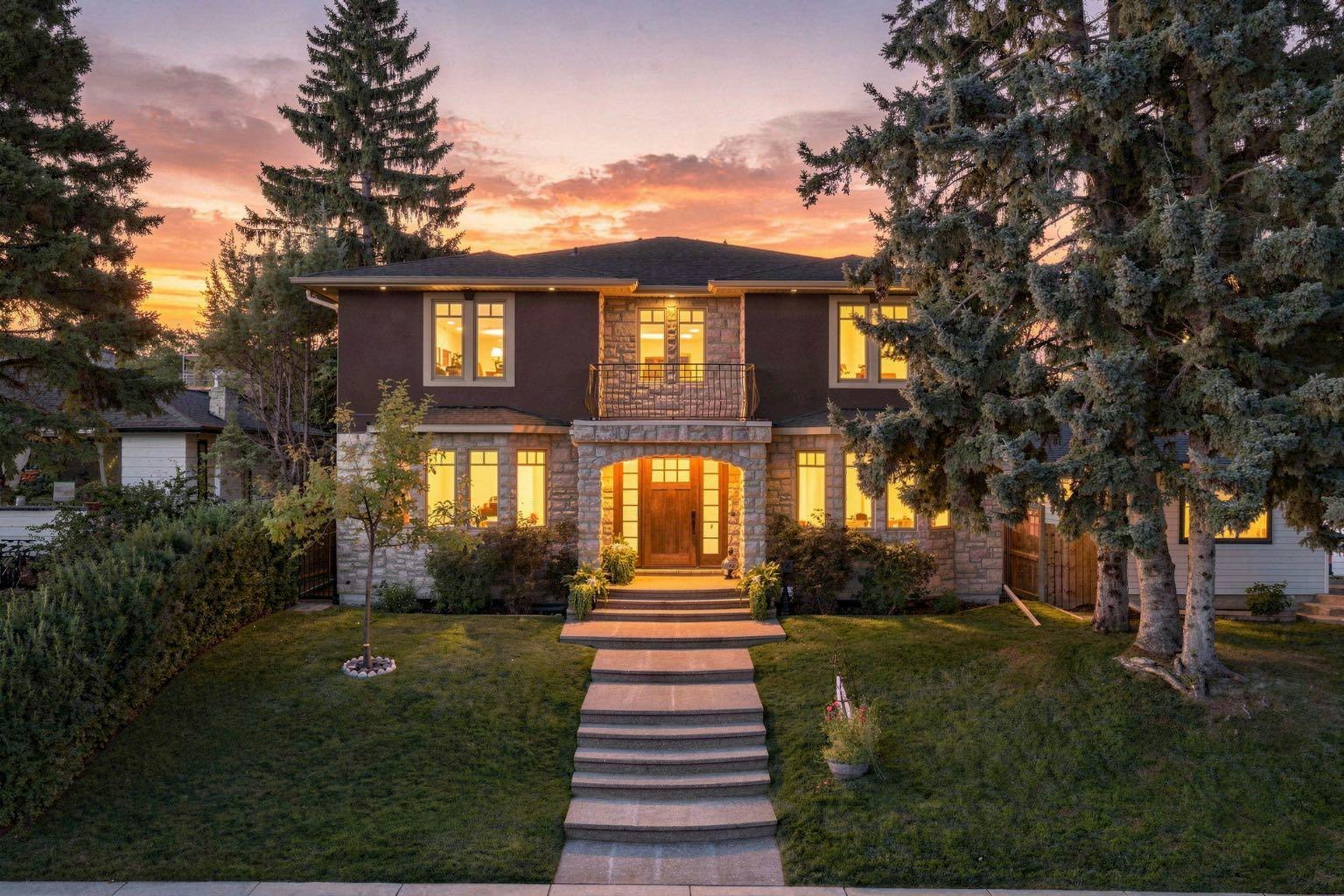 803 25 Avenue NW, Calgary, AB, T2M 2B4