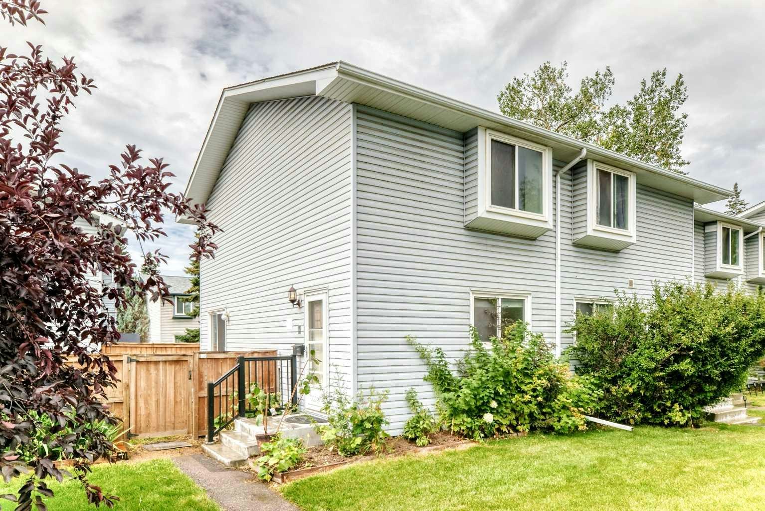 11-4810 40 Avenue SW, Calgary, AB, T3E 1E5