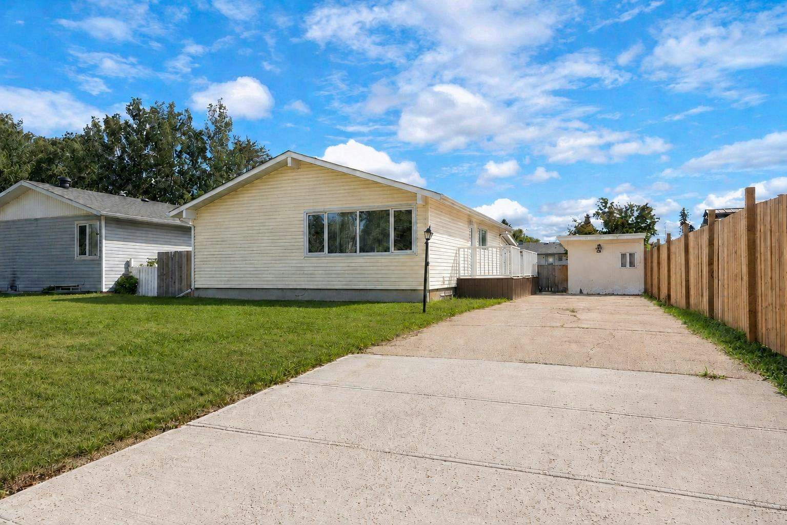 2 Blair Crescent, Fort Mcmurray, AB, T9H 1M9