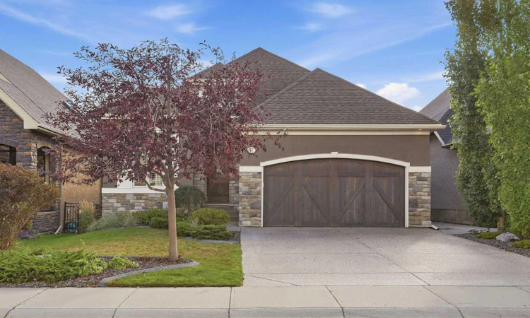 37 Cranbrook Heights SE