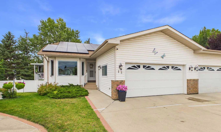 13 Dunn Close