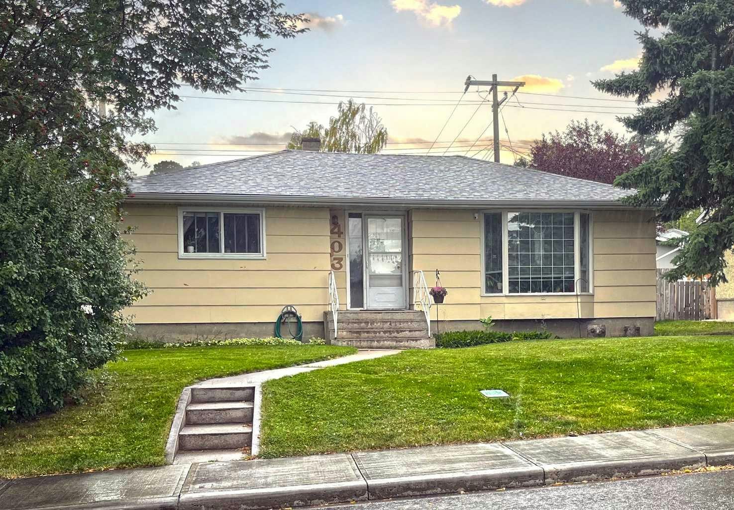 403 Hendon Drive NW, Calgary, AB, T2K 1Z9