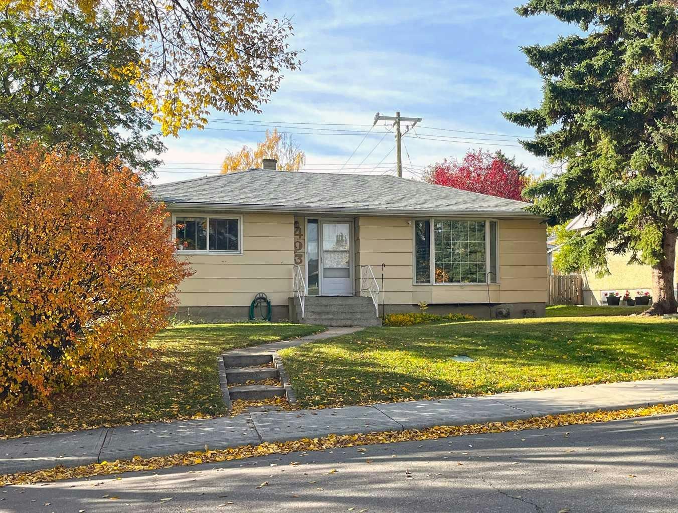 403 Hendon Drive NW, Calgary, AB, T2K 1Z9