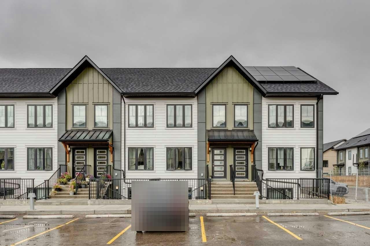 113-40 Livingston Parade NE, Calgary, AB, T3P 2K4