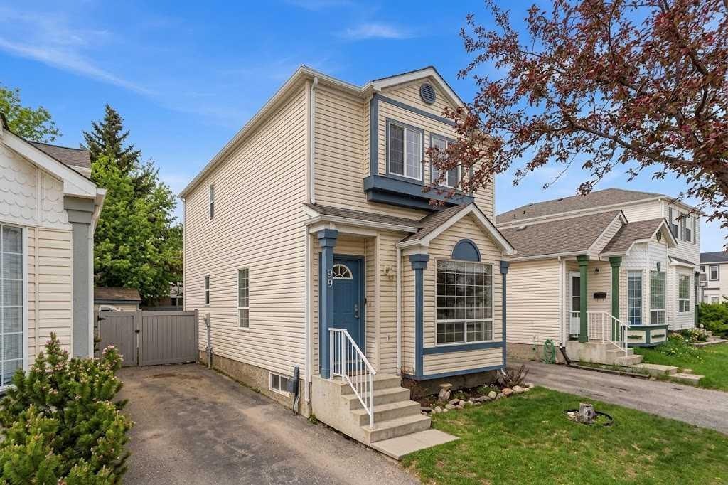 90 Coventry Lane NE, Calgary, AB, T3K 4G4