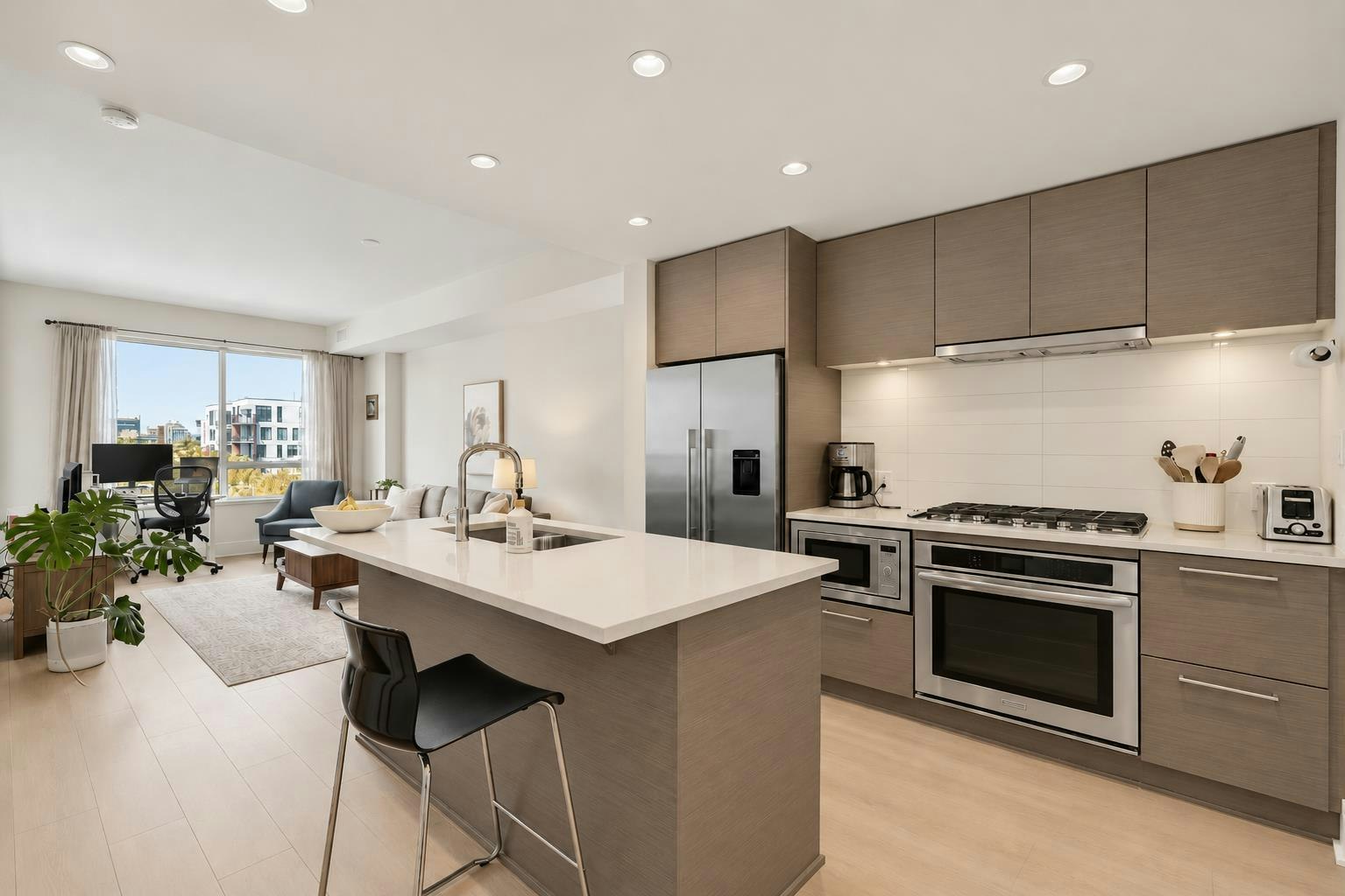 412-38 9 Street NE, Calgary, AB, T2E 7X9