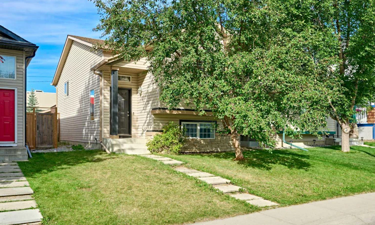 240 Covehaven Road NE