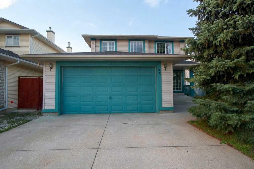 70 Schooner Close NW, Calgary, AB, T3L 1Z3