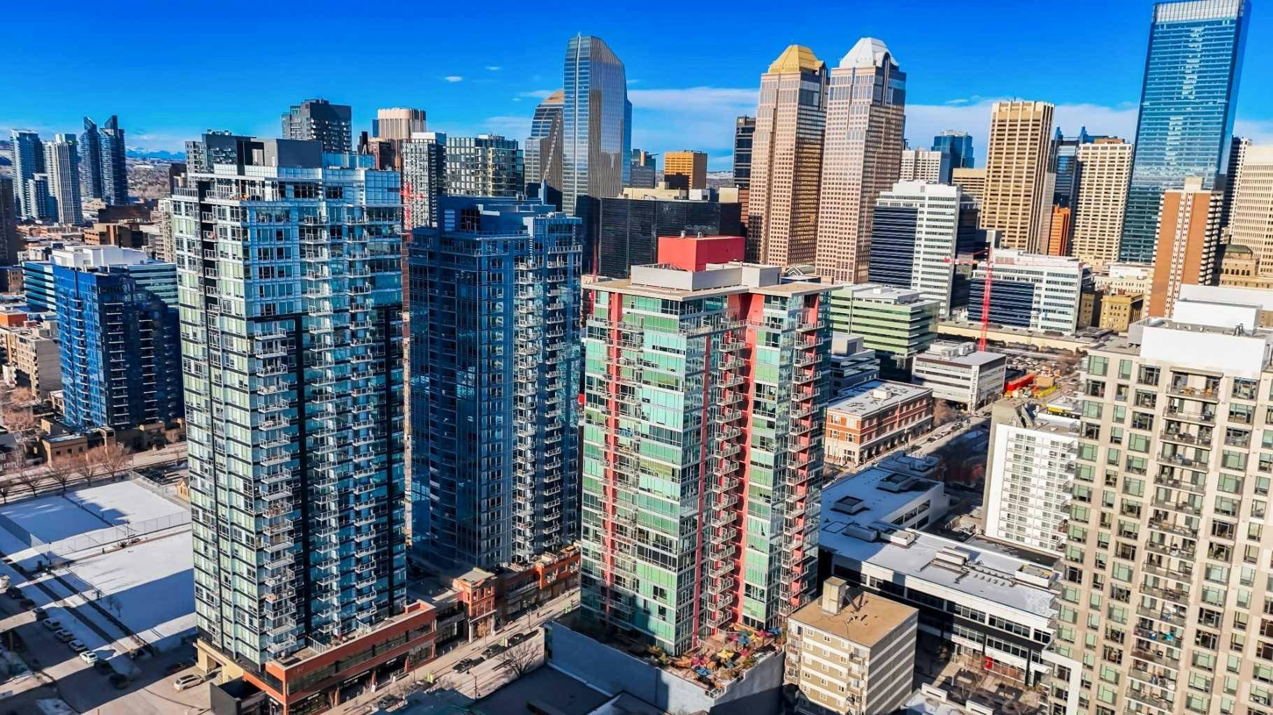 2001-215 13 Avenue SW, Calgary, AB, T2R 0V6
