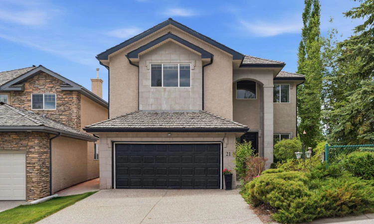 21 Royal Ridge Hill NW