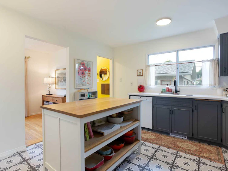 412 78 Avenue NE, Calgary, AB, T2K 0R8 - 9