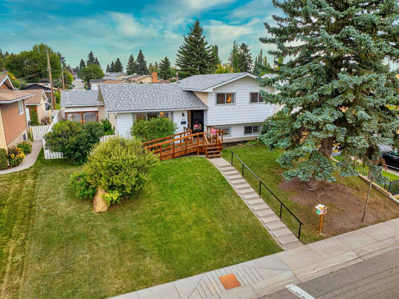 412 78 Avenue NE - 3