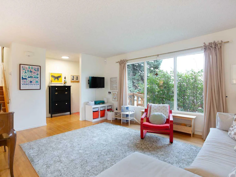 412 78 Avenue NE, Calgary, AB, T2K 0R8 - 6