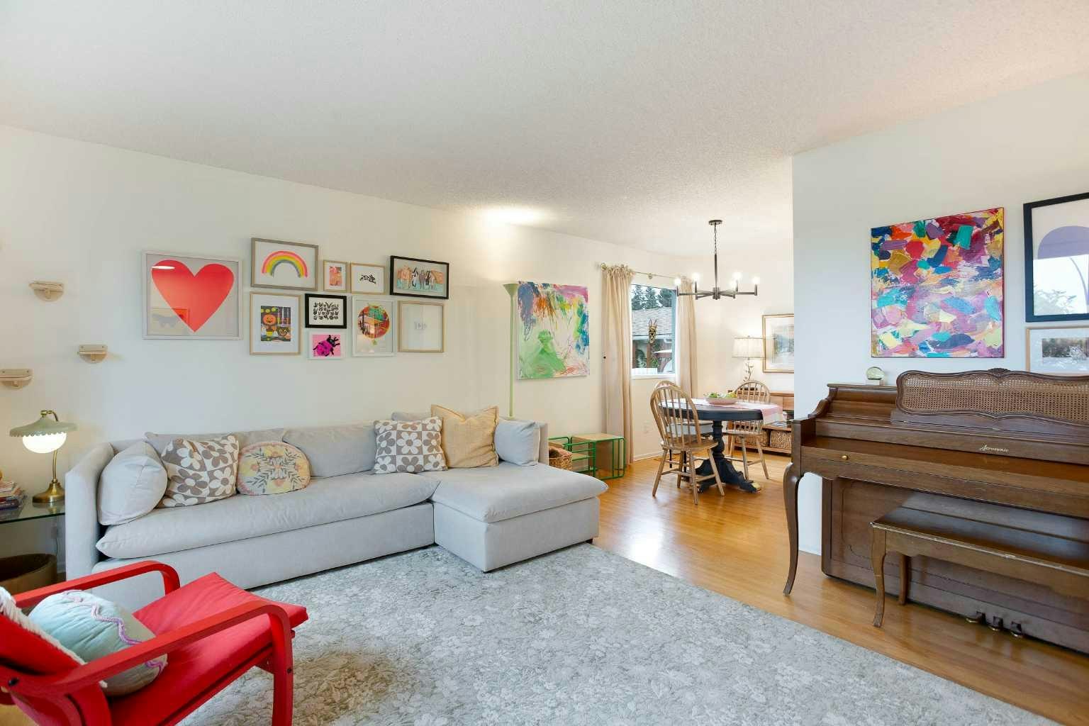 412 78 Avenue NE - 5