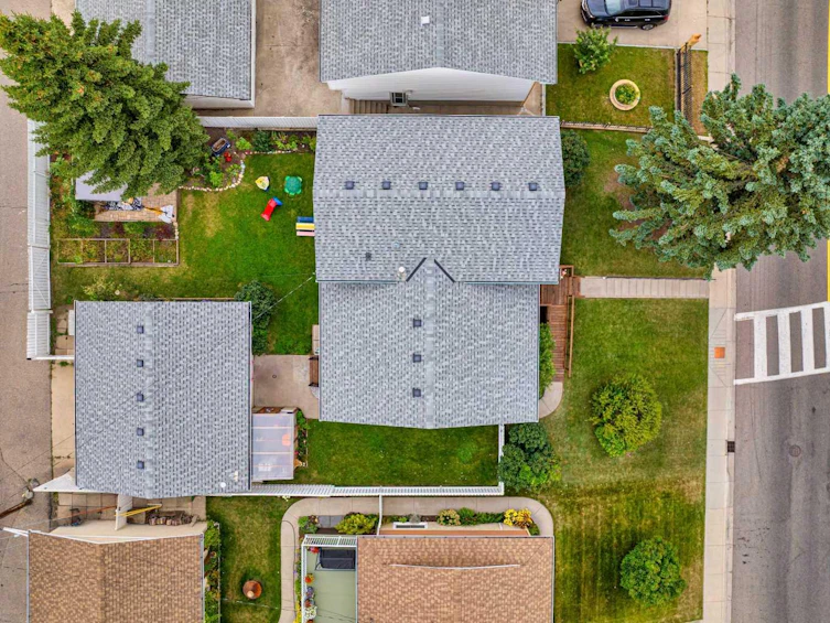 412 78 Avenue NE, Calgary, AB, T2K 0R8 - 42