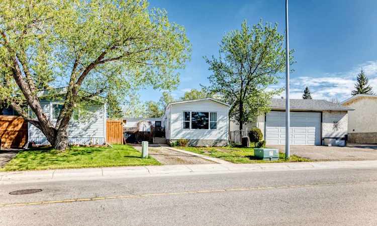 124 Big Springs Drive SE