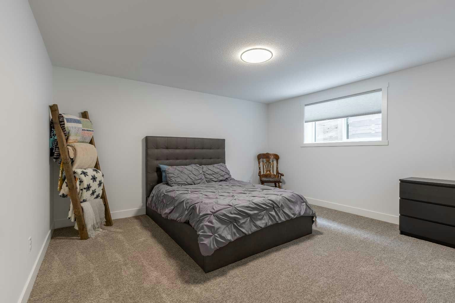 541 Riverhills Way W, Lethbridge, AB, T1K 8H8 - 29