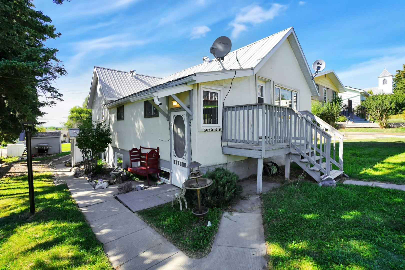 5020 51 Street, Rocky Mountain House, AB, T4T 1E2
