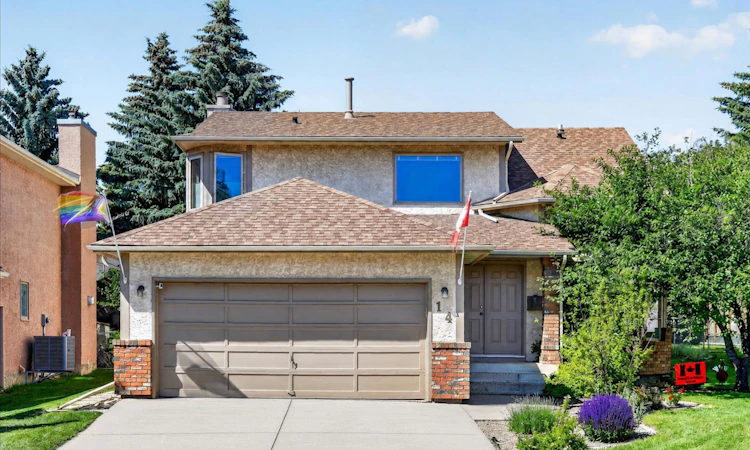 14 Hawkdale Gate NW