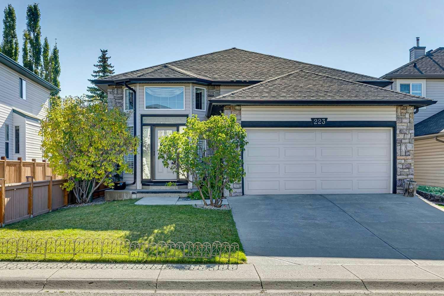 223 Rocky Ridge Close NW, Calgary, AB, T3G 4X2