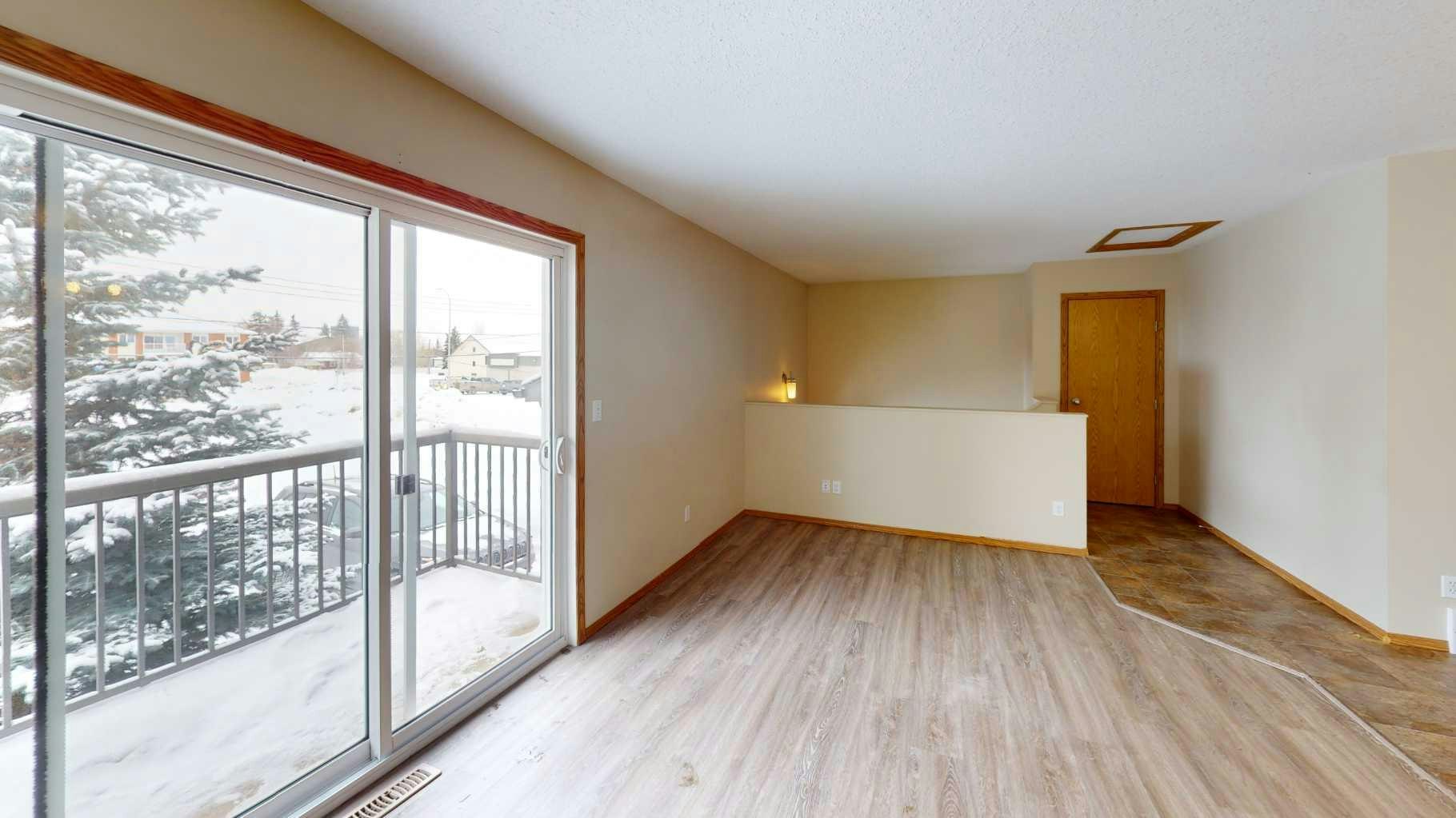 B-9911 109 Avenue, Grande Prairie, AB, T8V 1R7 - 5