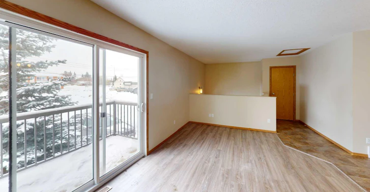 B-9911 109 Avenue, Grande Prairie, AB, T8V 1R7 - 5