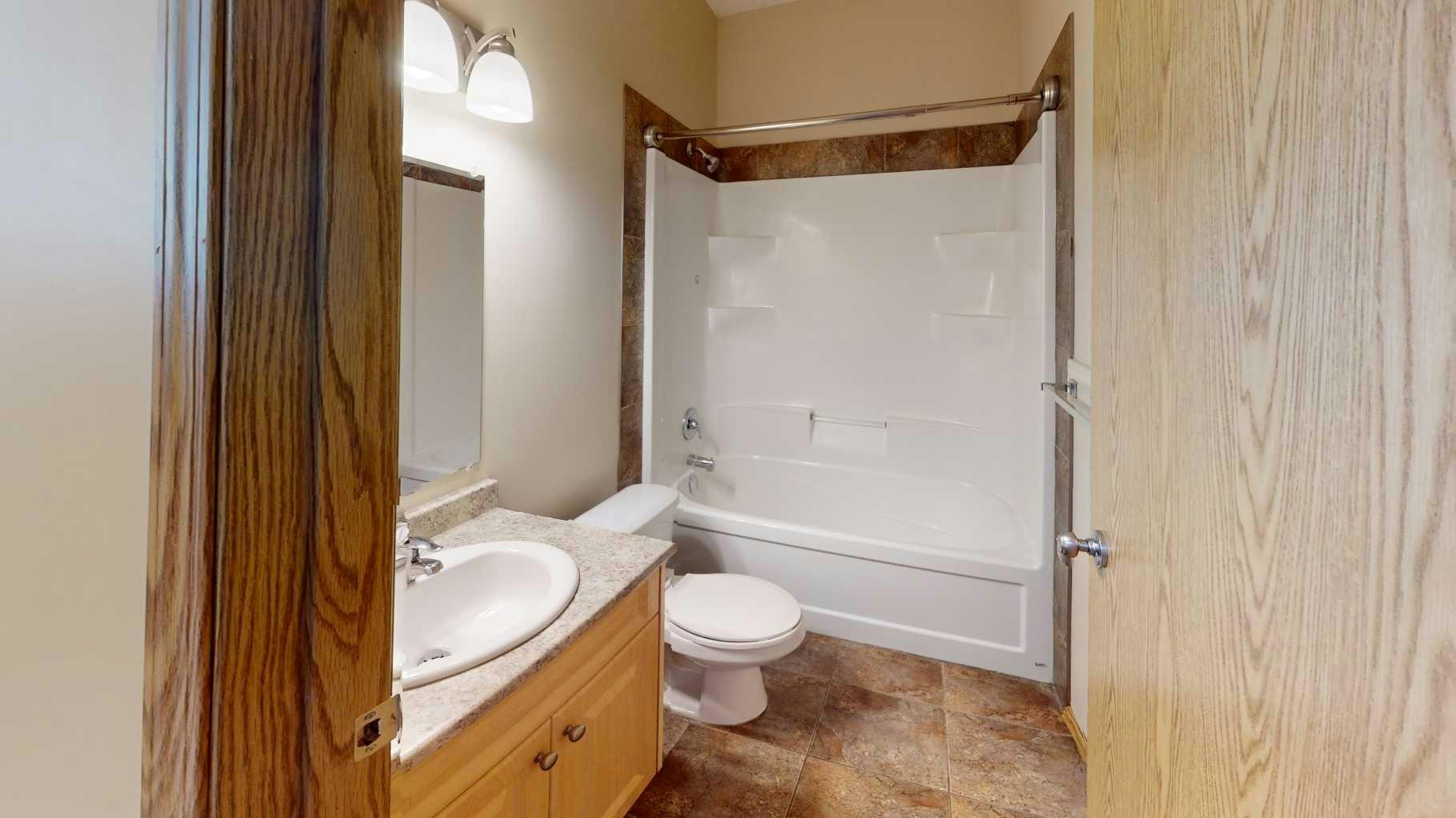 B-9911 109 Avenue, Grande Prairie, AB, T8V 1R7 - 6