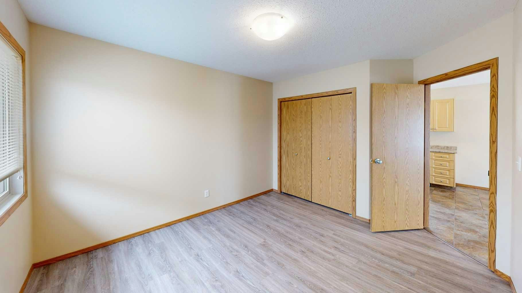 B-9911 109 Avenue, Grande Prairie, AB, T8V 1R7 - 8