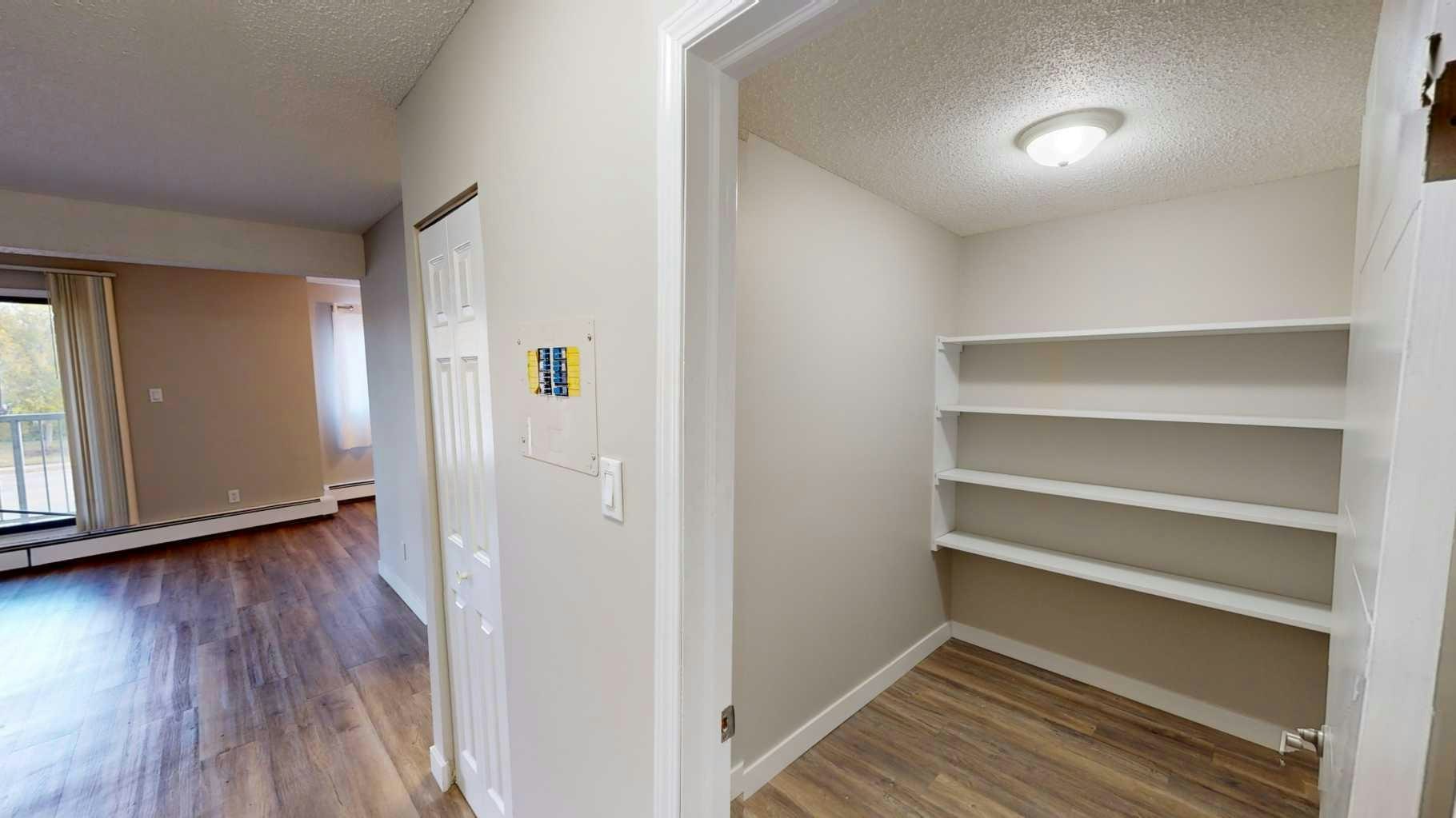 302-10201 108 Avenue, Grande Prairie, AB, T8V 1P4 - 2