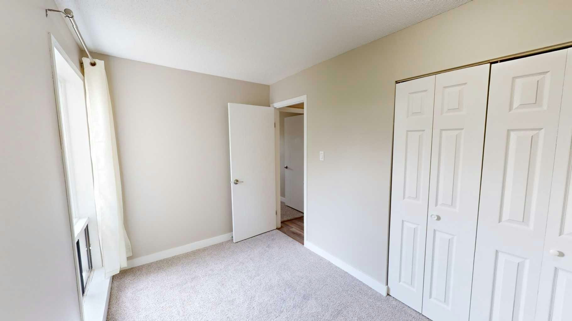 302-10201 108 Avenue, Grande Prairie, AB, T8V 1P4 - 10