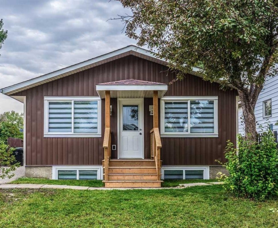 48 Doverglen Crescent SE, Calgary, AB, T2B 2P6