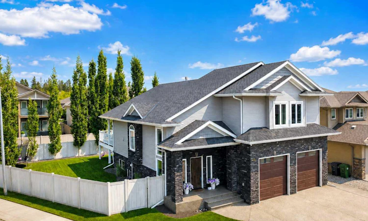 25 Grove Close