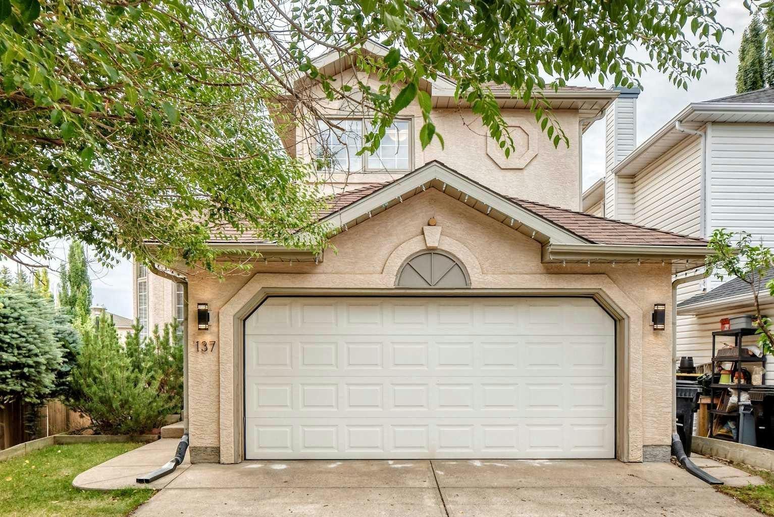 137 Sierra Vista Terrace SW, Calgary, AB, T3H 3C4