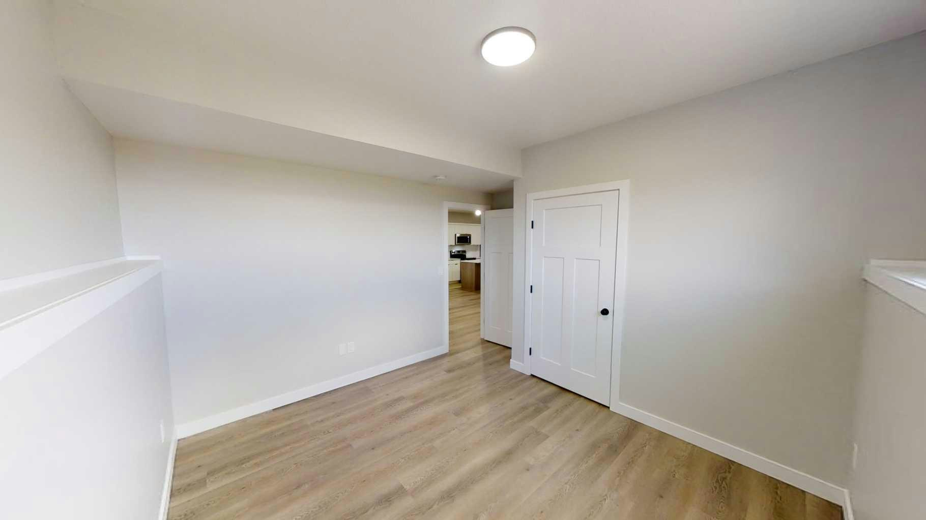 A-12809 103a Street, Grande Prairie, AB, T8V 6S9 - 9